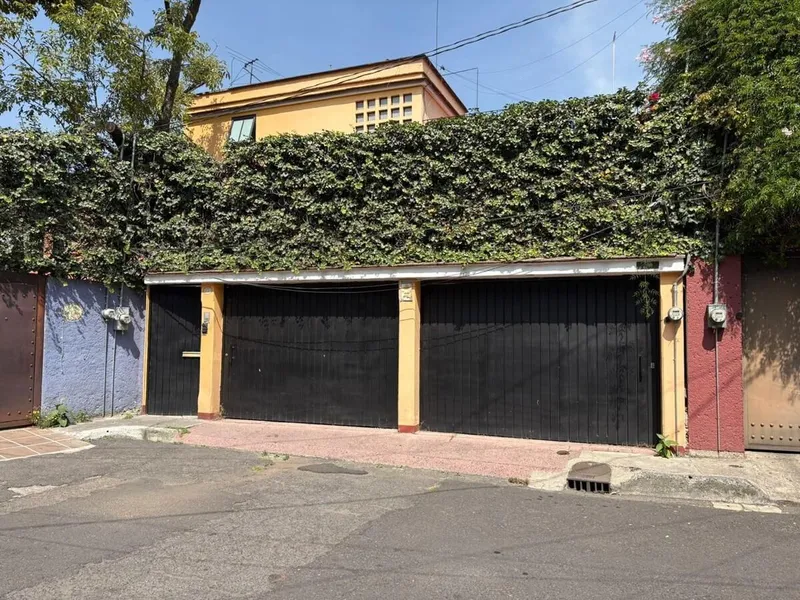 Casa en venta · Coyoacán, Ciudad de México Casa en venta · Coyoacán, Ciudad de México