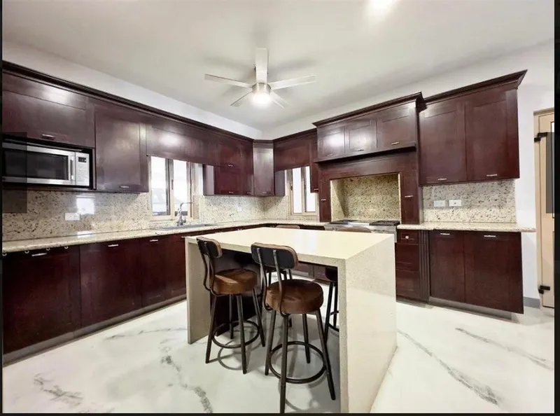 Casa en venta · Lomas Del Valle, San Pedro Garza García, Nuevo León
