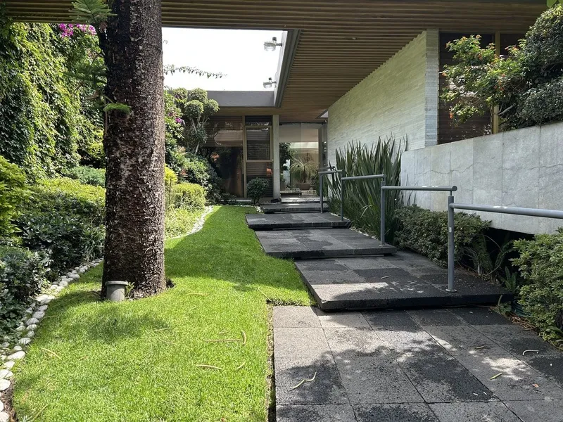 Casa en alquiler · Lomas de Tecamachalco, Naucalpan de Juárez, Estado de México