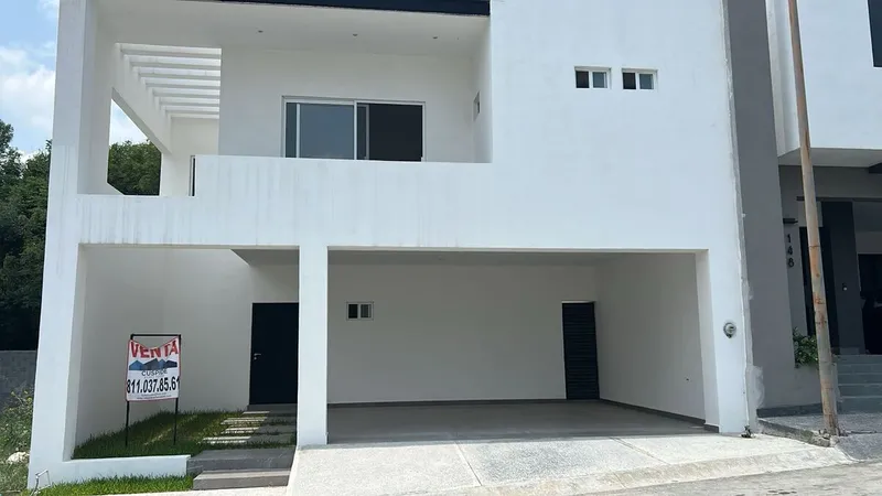 Casa en venta · Residencial la Hacienda, Monterrey, Nuevo León