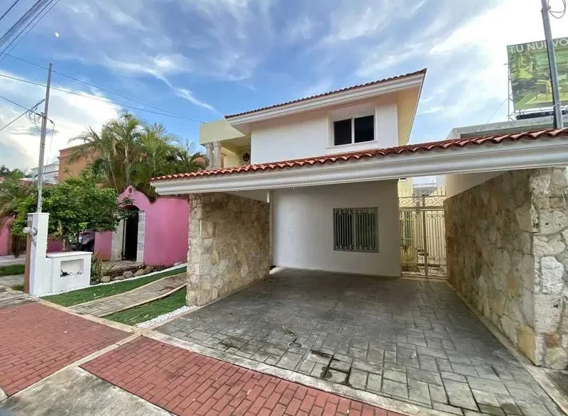Casa en venta · Monterreal, Mérida, Yucatán