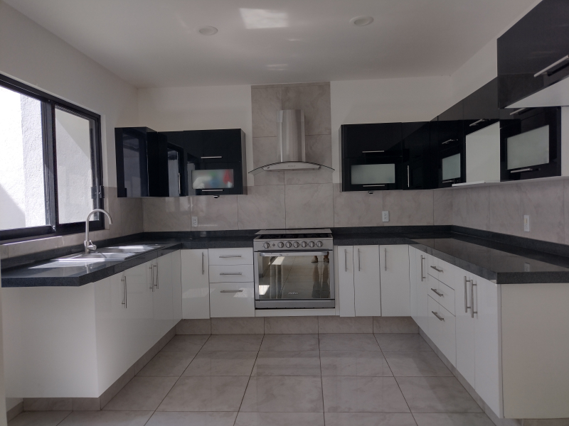 Casa en venta · Residencial el Refugio, Santiago de Querétaro, Querétaro Casa en venta · Residencial el Refugio, Santiago de Querétaro, Querétaro