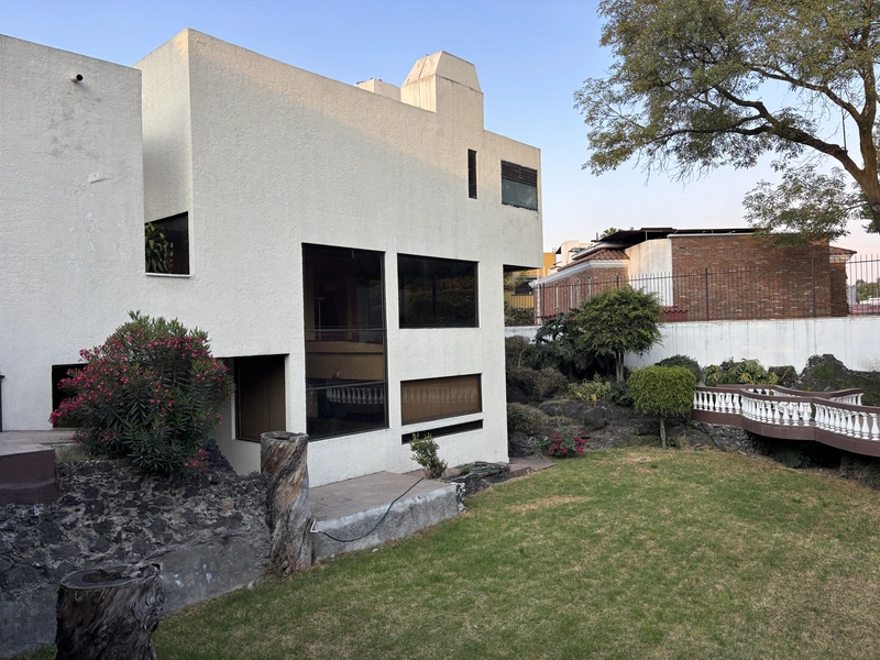Casa en venta · Bosques de Tetlameya, Coyoacán, Ciudad de México Casa en venta · Bosques de Tetlameya, Coyoacán, Ciudad de México