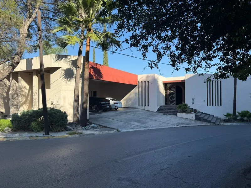 Casa en venta · Lomas Del Rosario, San Pedro Garza García, Nuevo León