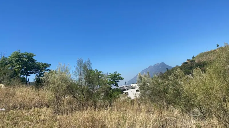 Lote en venta · Ampliación Jardines de San Agustín 3er Sector, San Pedro Garza García, Nuevo León Lote en venta · Ampliación Jardines de San Agustín 3er Sector, San Pedro Garza García, Nuevo León