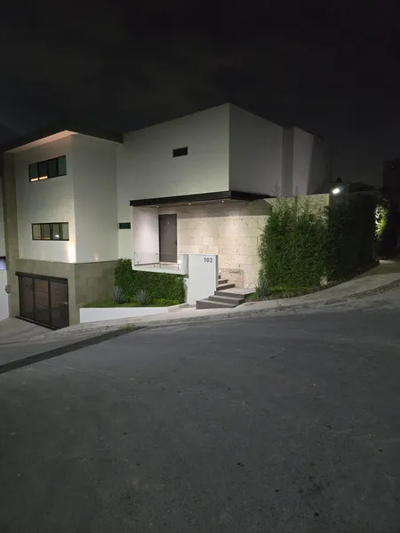 Casa en venta · Dominio Cumbres, García, Nuevo León