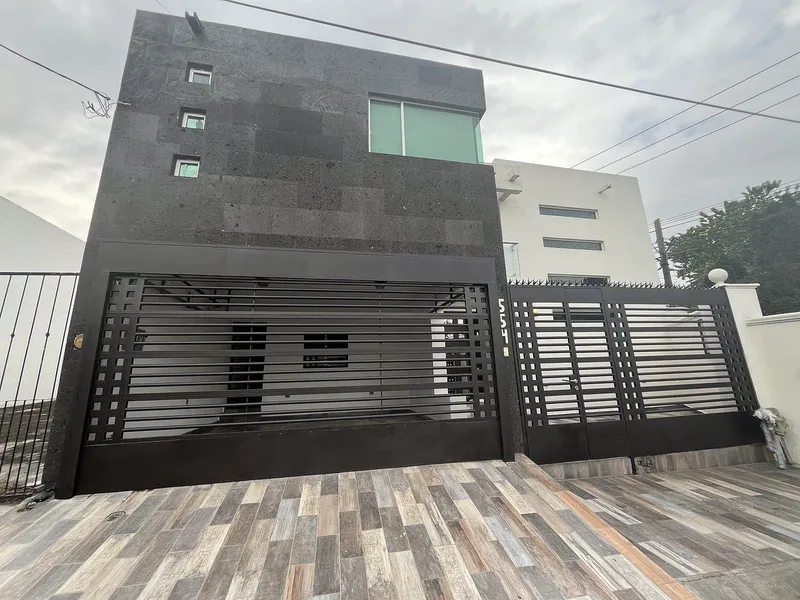 Casa en venta · Cumbres Oro Residencial, Monterrey, Nuevo León
