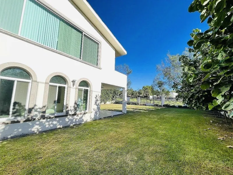 Casa en venta · Fraccionamiento Villas del Mesón, Santiago de Querétaro, Querétaro Casa en venta · Fraccionamiento Villas del Mesón, Santiago de Querétaro, Querétaro