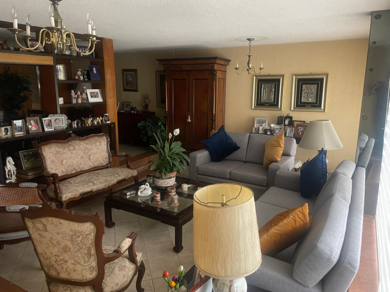Casa en venta · Ciudad Satélite, Naucalpan de Juárez, Estado de México