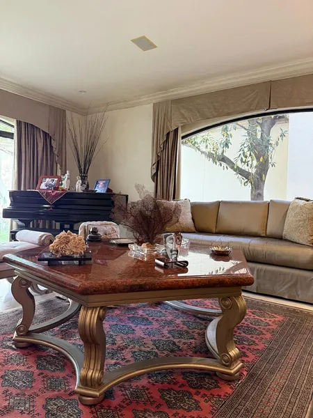 Casa en venta · Del Valle, San Pedro Garza García, Nuevo León