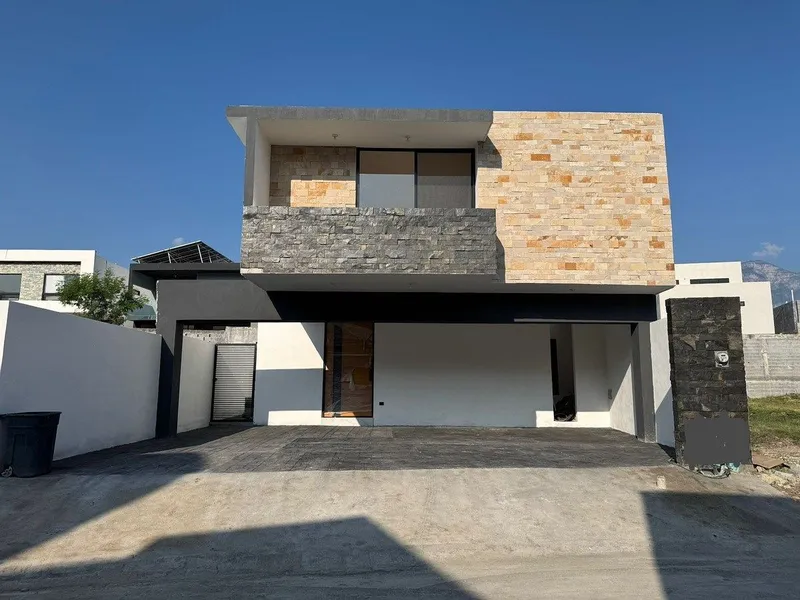 Casa en venta · Amorada Privada Residencial, Santiago, Nuevo León