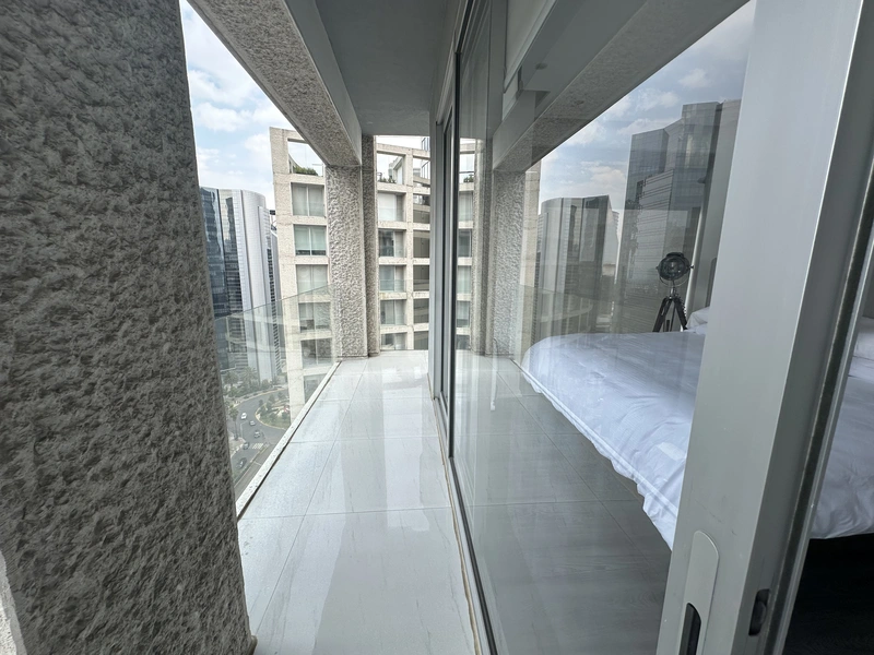10 balcón recamara.jpg