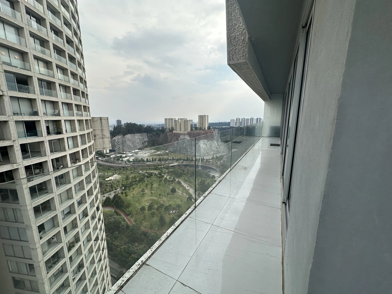 20 balcón y vista a la Méxicana.jpg