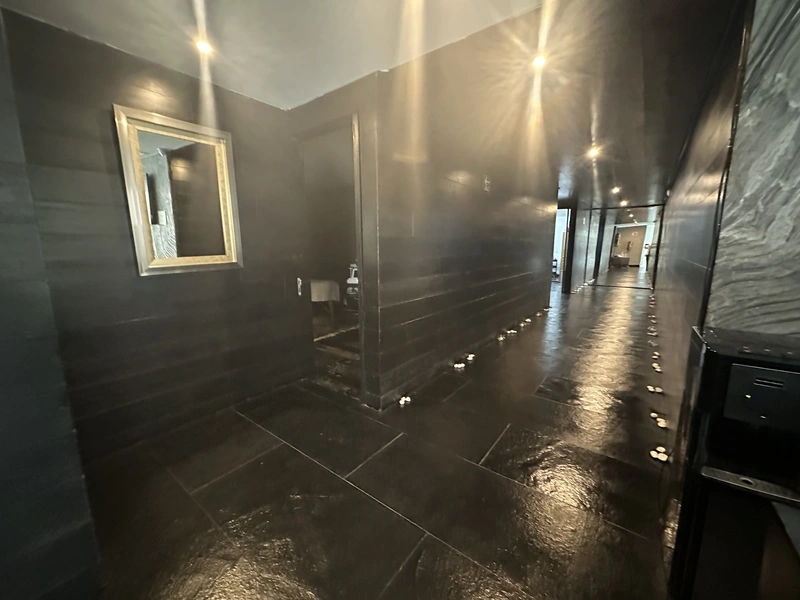 33 spa.jpg