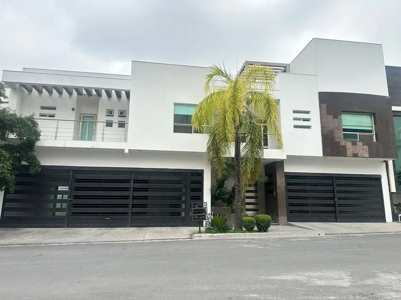 Casa en venta · Cumbres Mediterráneo, Monterrey, Nuevo León