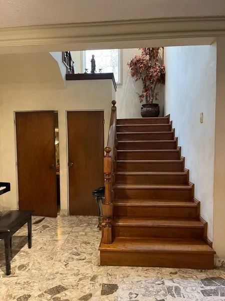 Casa en venta · Las Cumbres, Monterrey, Nuevo León Casa en venta · Las Cumbres, Monterrey, Nuevo León