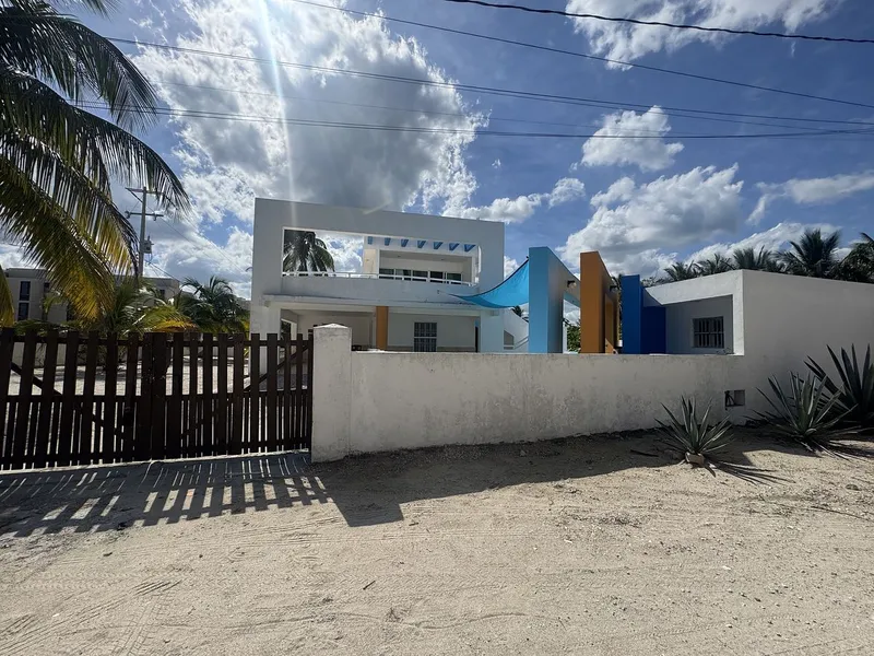 Casa en venta · Pueblo Telchac Puerto, Telchac Puerto, Yucatán
