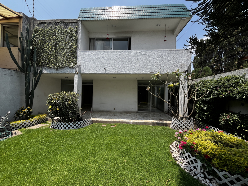 Casa en venta · Colón Echegaray, Naucalpan de Juárez, Estado de México
