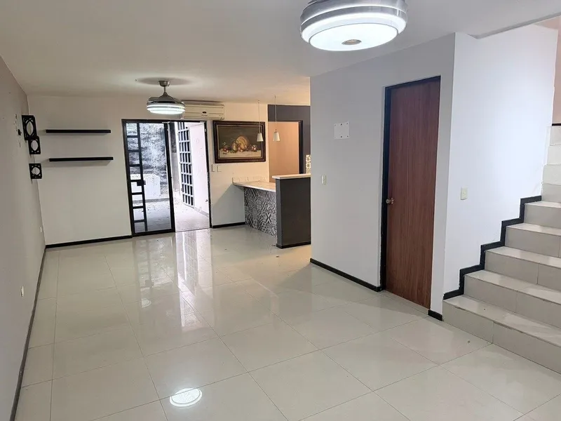 Casa en venta · Colinas de San Jerónimo, Monterrey, Nuevo León