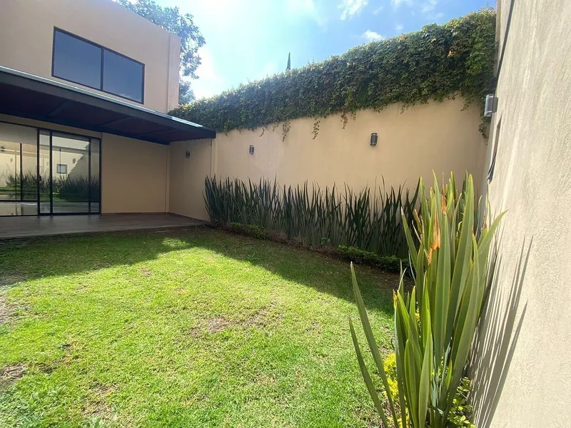 Casa en venta · Lomas de La Herradura, Huixquilucan, Estado de México Casa en venta · Lomas de La Herradura, Huixquilucan, Estado de México