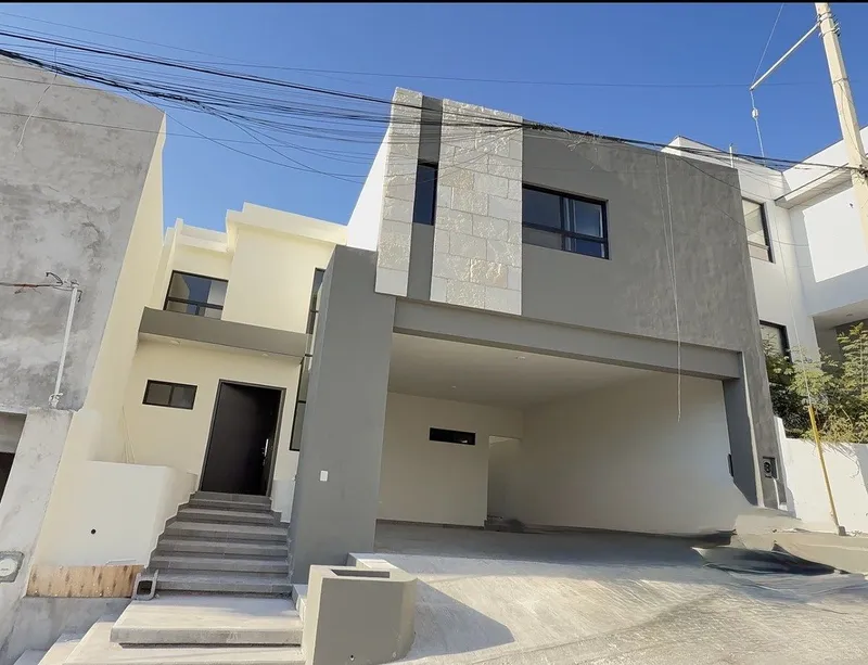 Casa en venta · Prados de la Silla, Monterrey, Nuevo León