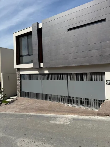 Casa en venta · Instituto Tecnológico de Estudios Superiores de Monterrey, Monterrey, Nuevo León
