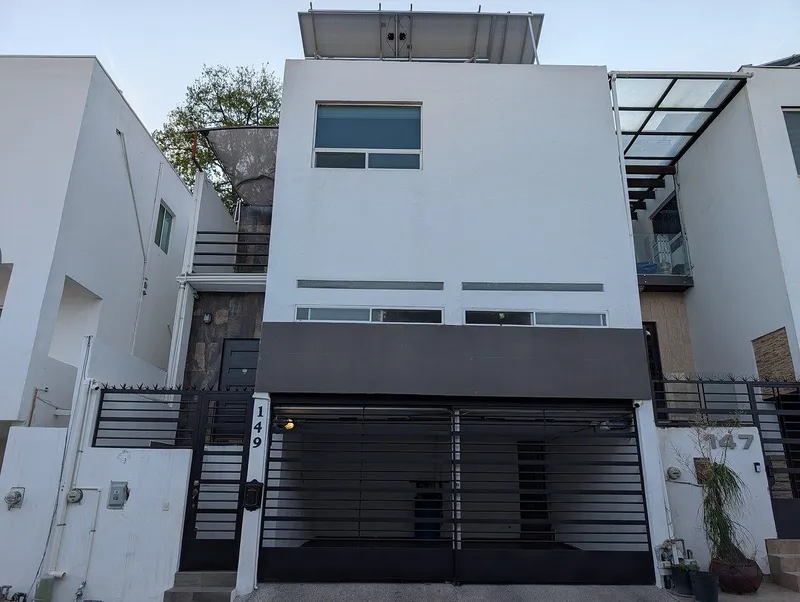 Casa en venta · Instituto Tecnológico de Estudios Superiores de Monterrey, Monterrey, Nuevo León