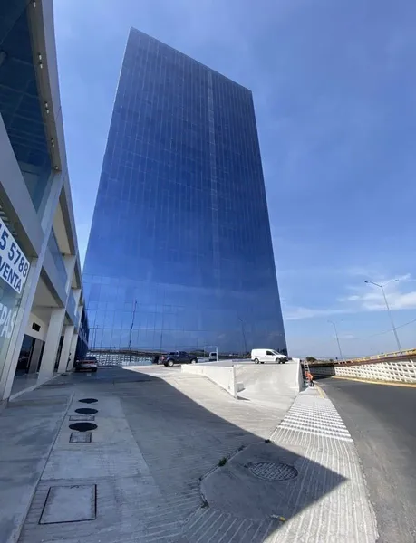Comercio en venta · Hacienda Campanario, Santiago de Querétaro, Querétaro
