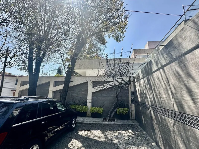 Casa en venta · Lomas Hipódromo, Naucalpan de Juárez, Estado de México Casa en venta · Lomas Hipódromo, Naucalpan de Juárez, Estado de México