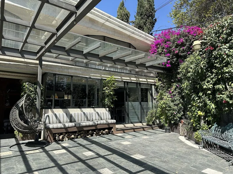 Casa en venta · Lomas Hipódromo, Naucalpan de Juárez, Estado de México Casa en venta · Lomas Hipódromo, Naucalpan de Juárez, Estado de México