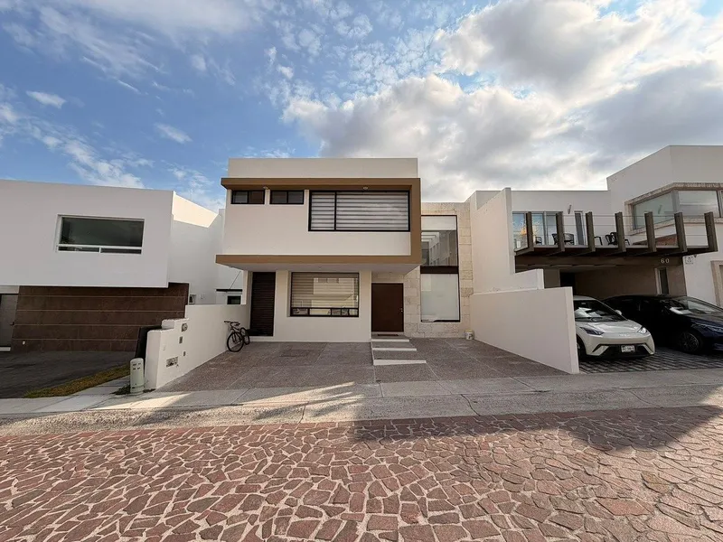 Condominio en venta · Cumbres de Juriquilla, Santiago de Querétaro, Querétaro