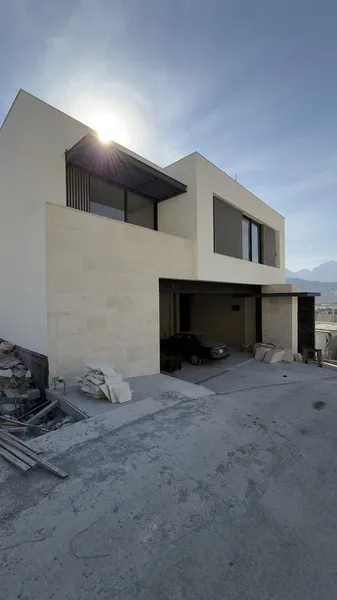 Casa en venta · Castaños del Vergel, Monterrey, Nuevo León