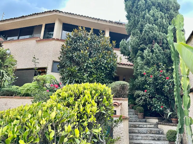 Condominio en venta · Bosques de las Lomas, Cuajimalpa de Morelos, Ciudad de México Condominio en venta · Bosques de las Lomas, Cuajimalpa de Morelos, Ciudad de México