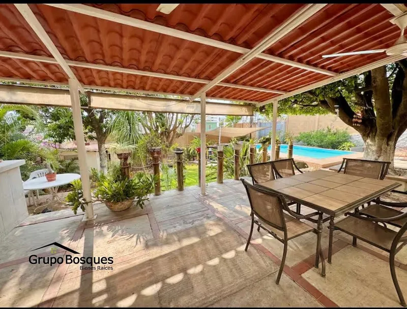 Casa en venta · Palmira Tinguindin, Cuernavaca, Morelos