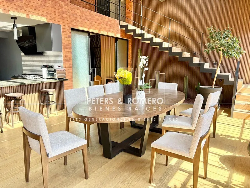 Casa en venta · Lomas de Tecamachalco, Naucalpan de Juárez, Estado de México