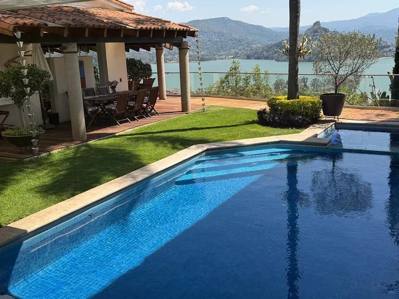 Casa en venta · San Gaspar, Valle de Bravo, Estado de México