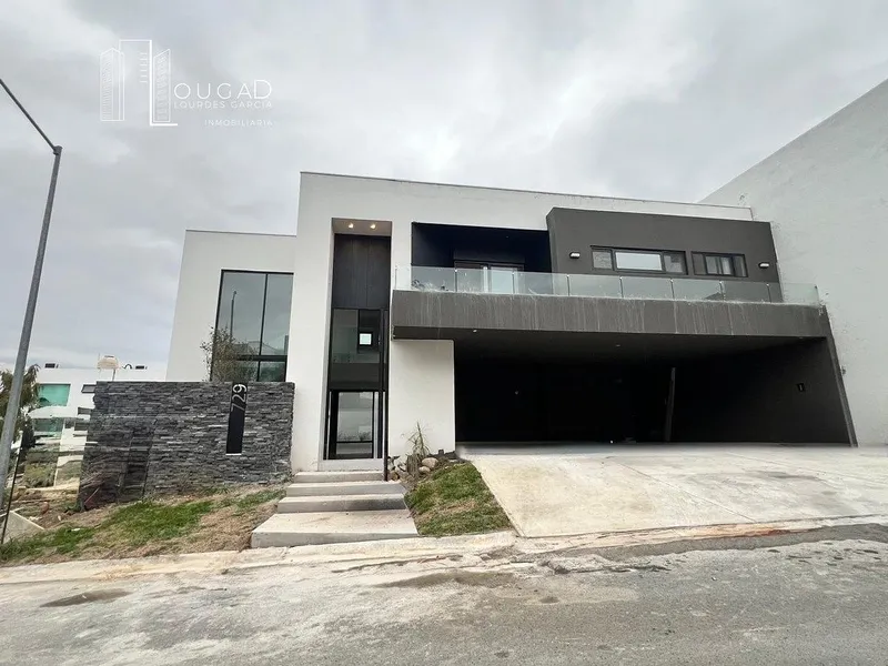 Casa en venta · Bosques de las Misiones Sector Encino, Santiago, Nuevo León Casa en venta · Bosques de las Misiones Sector Encino, Santiago, Nuevo León