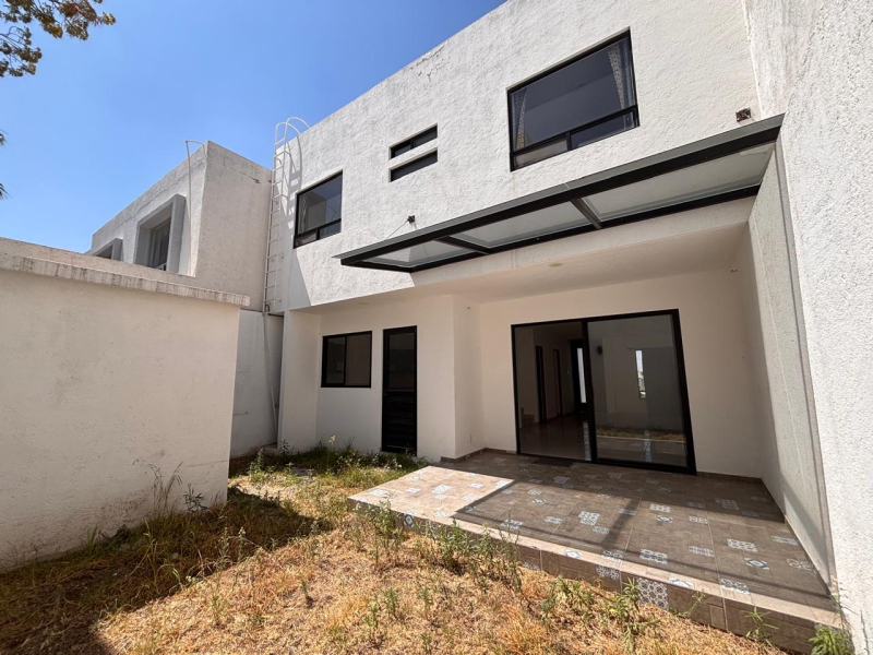 Casa en venta · Residencial el Refugio, Santiago de Querétaro, Querétaro Casa en venta · Residencial el Refugio, Santiago de Querétaro, Querétaro