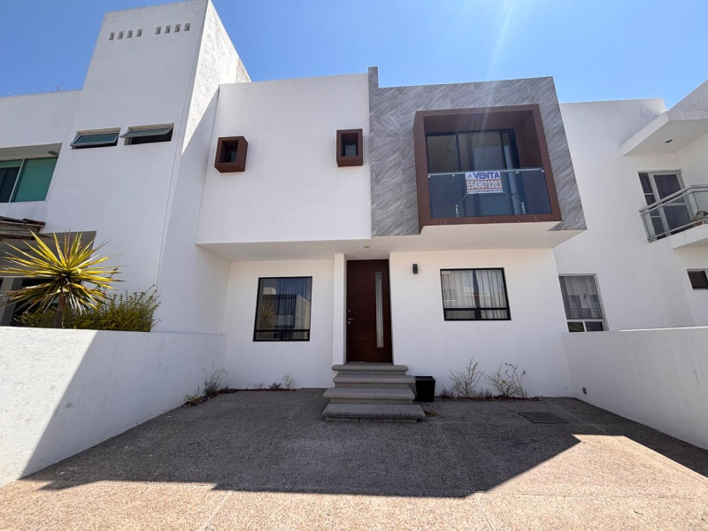 Casa en venta · Residencial el Refugio, Santiago de Querétaro, Querétaro Casa en venta · Residencial el Refugio, Santiago de Querétaro, Querétaro
