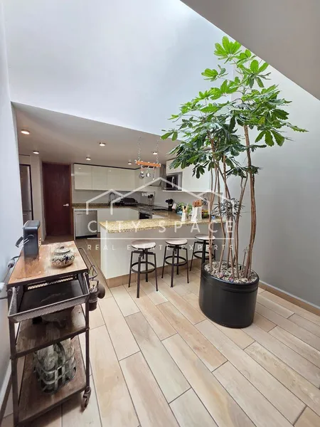 Casa en venta · Ciudad Satélite, Naucalpan de Juárez, Estado de México Casa en venta · Ciudad Satélite, Naucalpan de Juárez, Estado de México