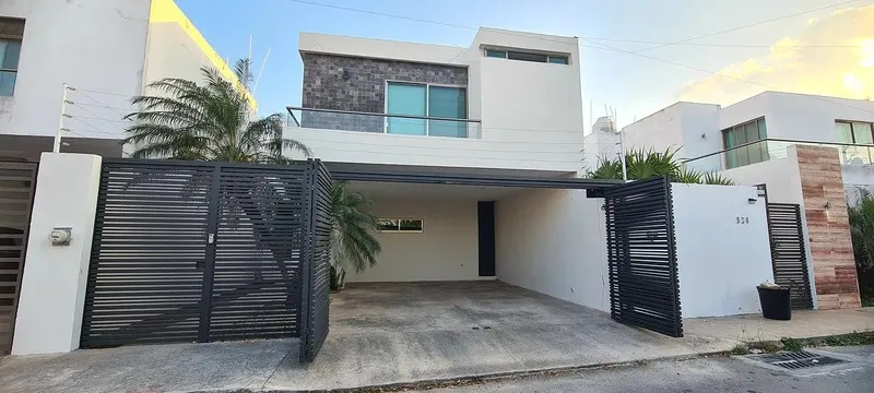 Casa en venta · Montebello, Mérida, Yucatán Casa en venta · Montebello, Mérida, Yucatán