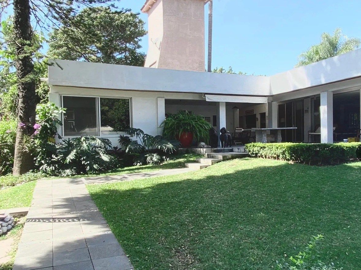 Casa en venta · Jardines de Cuernavaca, Cuernavaca, Morelos Casa en venta · Jardines de Cuernavaca, Cuernavaca, Morelos