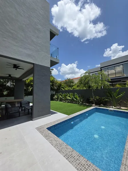 Casa en venta · Yucatán Country Club, Mérida, Yucatán Casa en venta · Yucatán Country Club, Mérida, Yucatán