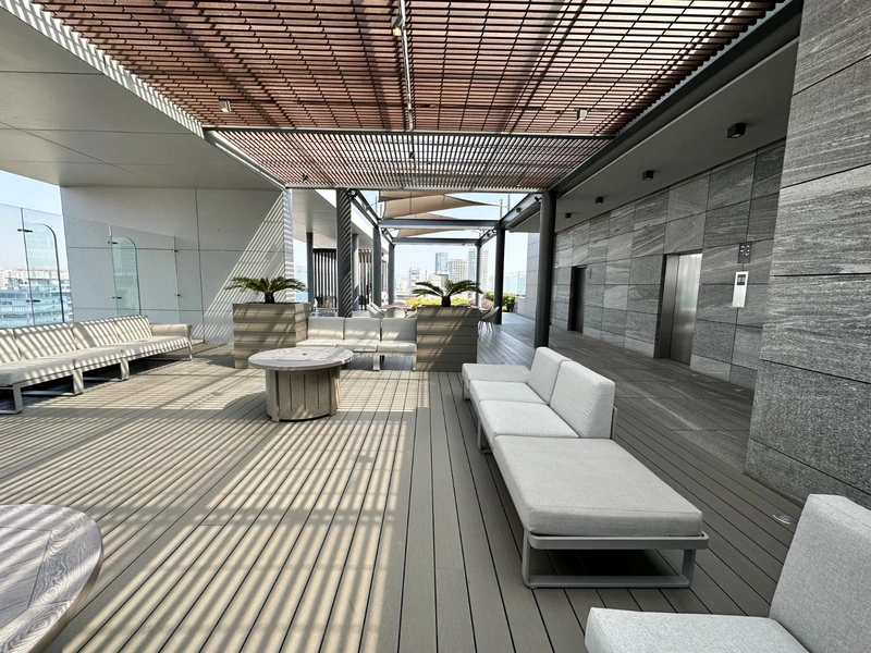 Roof Garden 1.jpeg
