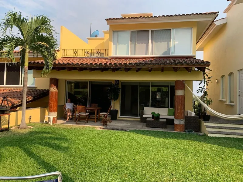 Casa en venta · Burgos, Cuernavaca, Morelos