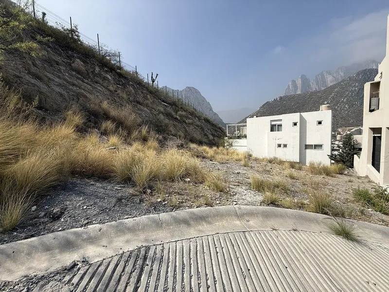 Lote en venta · Los Cenizos, Santa Catarina, Nuevo León