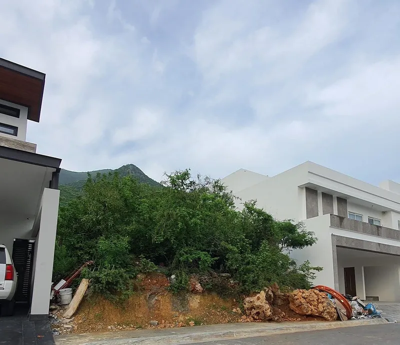 Lote en venta · Instituto Tecnológico de Estudios Superiores de Monterrey, Monterrey, Nuevo León