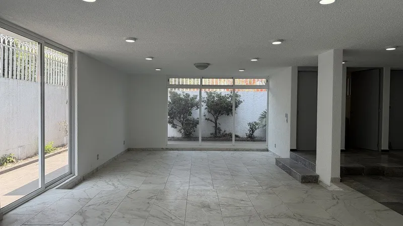 Casa en venta · Ciudad Satélite, Naucalpan de Juárez, Estado de México