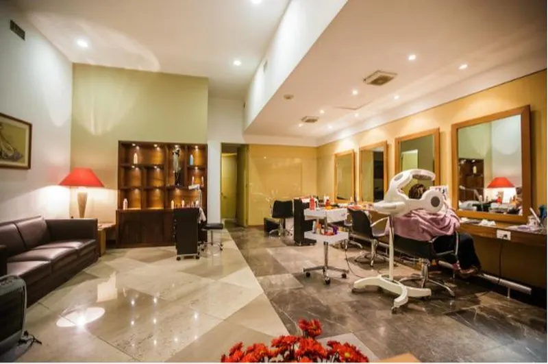 salon de belleza.JPG