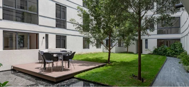 VH AREA JARDIN INTERIOR.JPG